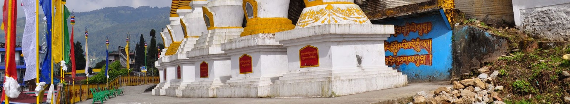 OUTSTANDING HIMALAYAN TOUR